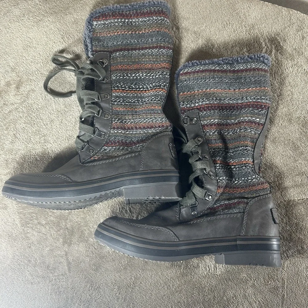 Rocket Dog Suri Horizon Womens 8 Gray Knit Lace Up Tall Winter Boots